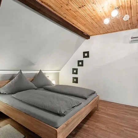 Holiday home Serene In With A Beautiful Garden Nehren (Rhineland-Palatinate)